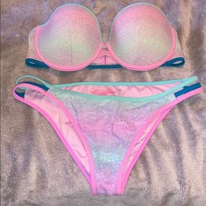 Victoria Secret bikini, 36D top Large bottom